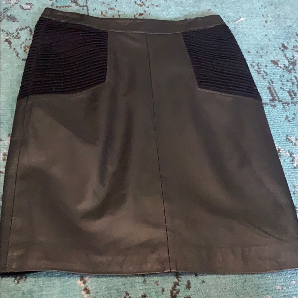 women’s skirt